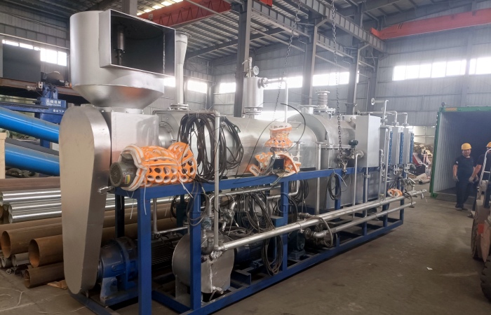 Nhà máy tích hợp chuyển đổi nhựa thành dầu diesel và xăng của DOING được vận chuyển đến Indonesia Nhà máy tích hợp chuyển đổi nhựa thành dầu diesel và xăng của DOING